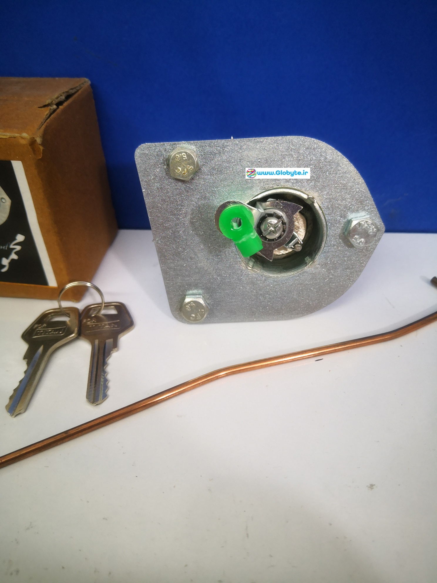 قفل سوییچی ضدسرقت با مغزی برنجی مناسب انواع 206 صندوق دار و رانا صندوق دار (که قفل صندوق فشاری دارند) www.Globyte.ir گلوبایت خودرو (2)